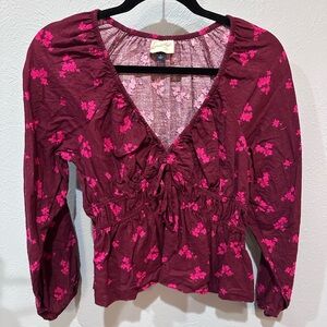 Universal Threads Floral Top